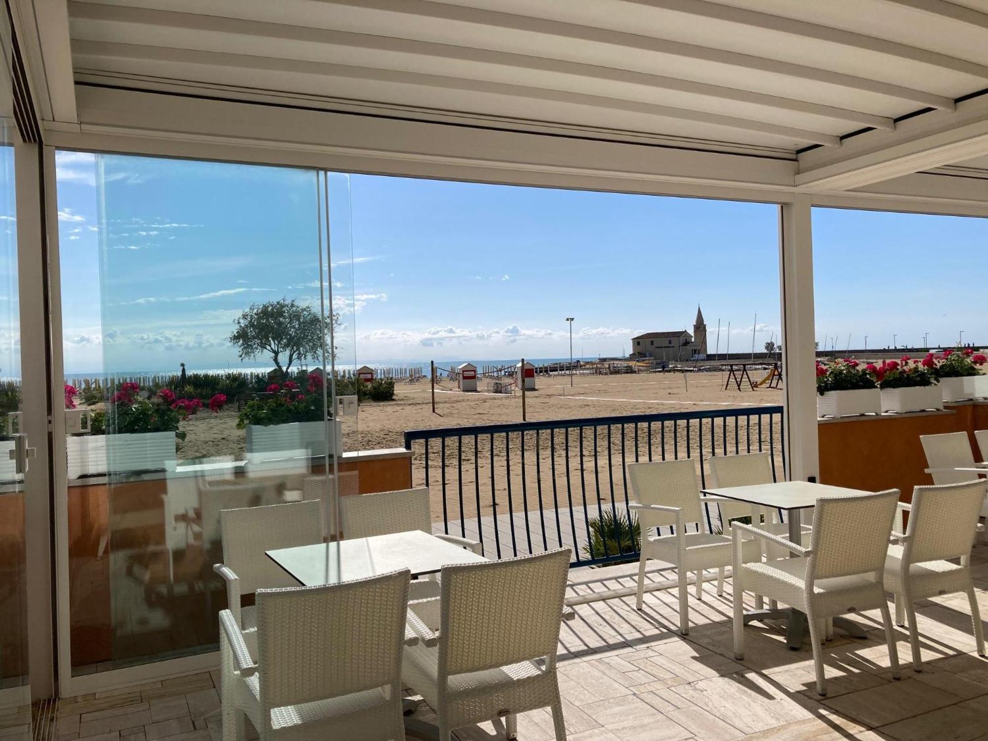 Hotel Giacomazzo Caorle Kültér fotó