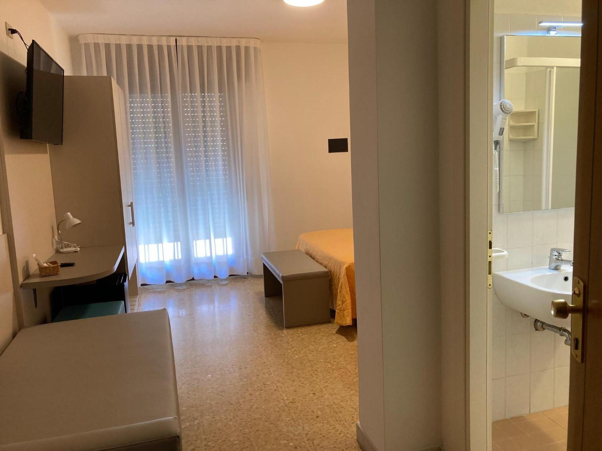 Hotel Giacomazzo Caorle Kültér fotó