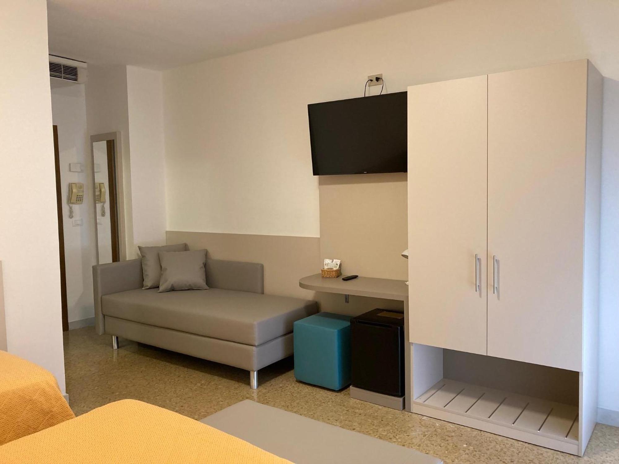 Hotel Giacomazzo Caorle Kültér fotó