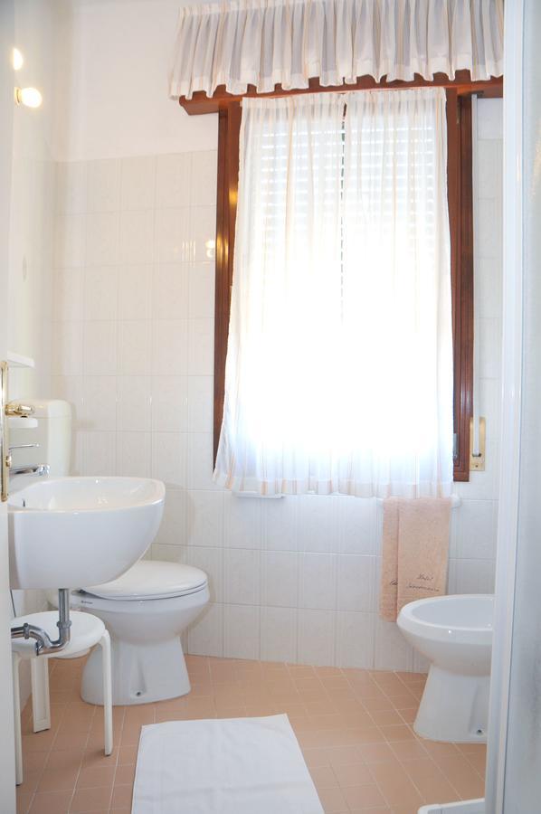 Hotel Giacomazzo Caorle Kültér fotó