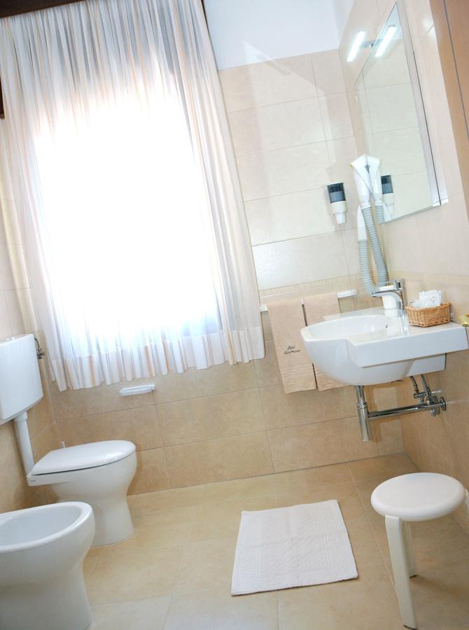 Hotel Giacomazzo Caorle Kültér fotó