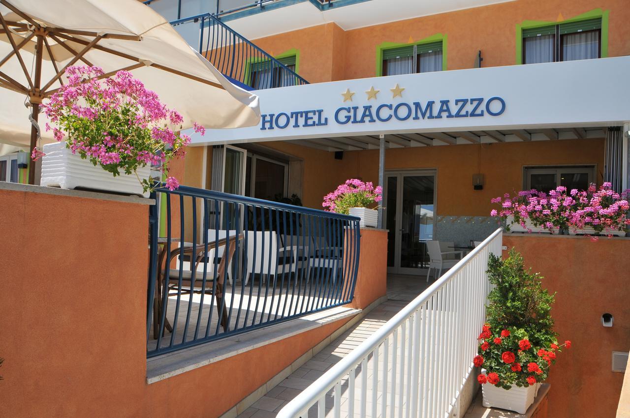 Hotel Giacomazzo Caorle Kültér fotó